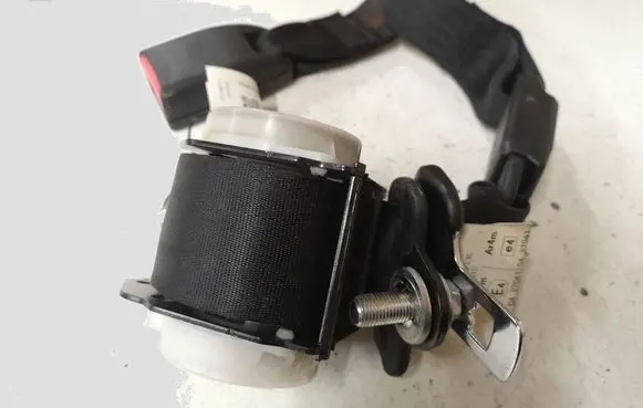Mazda 6 Rear seatbelt BGE030007 Y86247T