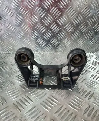 Opel Astra K Muffler mount bracket/holder 13453675