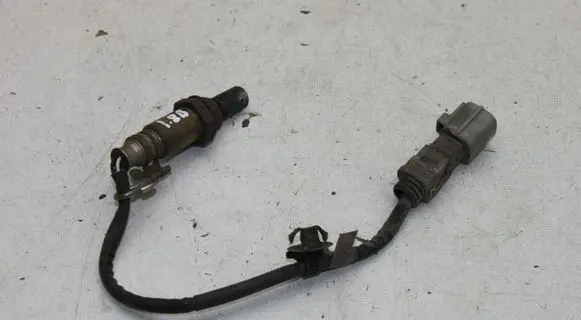 Toyota Avensis T250 Lambda probe sensor 8946502280