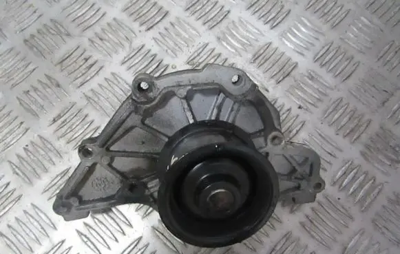 Audi A6 S6 C5 4B Water pump 