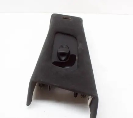 Maserati Ghibli (B) pillar trim (bottom) 670010338 22295