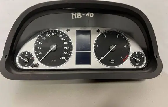 Mercedes-Benz A W169 Speedometer (instrument cluster) A1695409947 0263643199