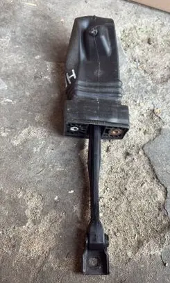Audi A8 S8 D4 4H Rear door check strap stopper 4H0839249D