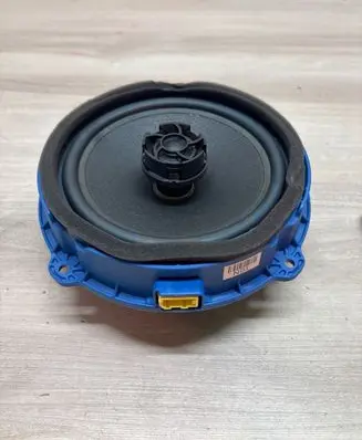 Hyundai Santa Fe Rear door speaker 96340s1100