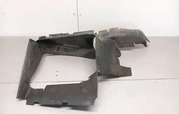 Audi Q7 4L Intercooler air channel guide 4L0117336B