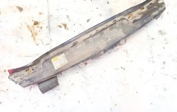Renault Scenic I Radiator support slam panel