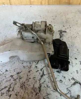 Honda Jazz Front door lock