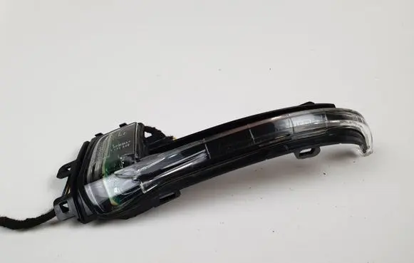 Audi A4 S4 B8 8K Mirror indicator light 8K0949101C