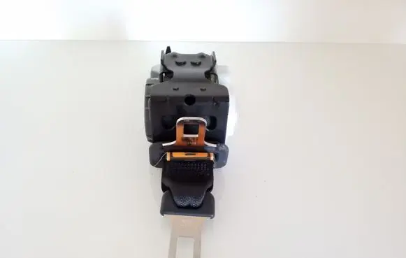 Mazda CX-7 Middle seatbelt (rear) C7462