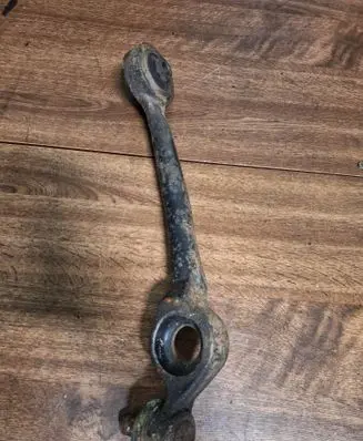 Audi A6 S6 C4 4A Front lower control arm/wishbone