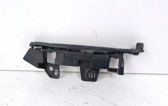 Opel Zafira C Front bumper mounting bracket 13356870
