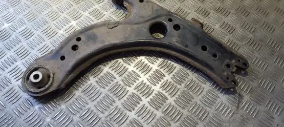 Volkswagen Golf IV Front lower control arm/wishbone