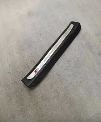 Audi Q7 4L Rear sill trim cover 4L0853376F 4L0853376C