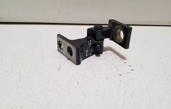 Skoda Octavia Mk3 (5E) Front door lower hinge 7N0831402A