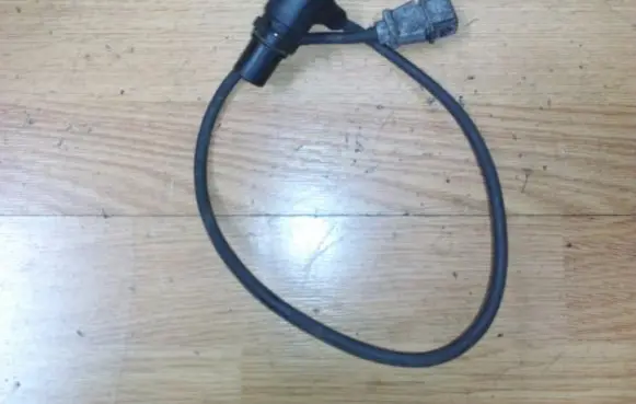 Audi A4 S4 B5 8D Crankshaft position sensor 050906433