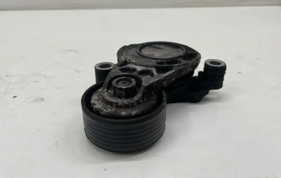BMW 2 F45 Generator/alternator belt tensioner