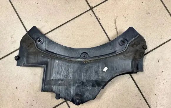 BMW 5 F10 F11 Heat shield in engine bay 7188421 74850610