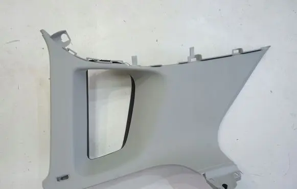 Volkswagen Tiguan Tailgate/boot lid cover trim 