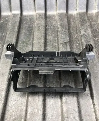 Mercedes-Benz E W238 Radio/GPS head unit trim A2135455900