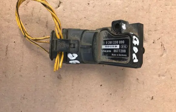 Volvo XC90 Air pressure sensor 0261230090 0261230