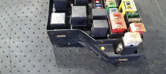 Volvo S40, V40 Fuse box set