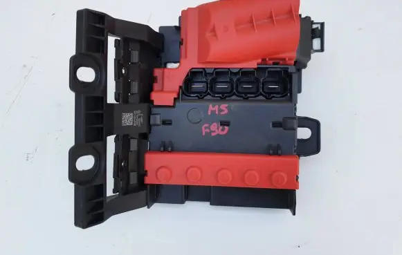 BMW M5 F90 Fuse module 6802944 1849800737 BMJP93V128