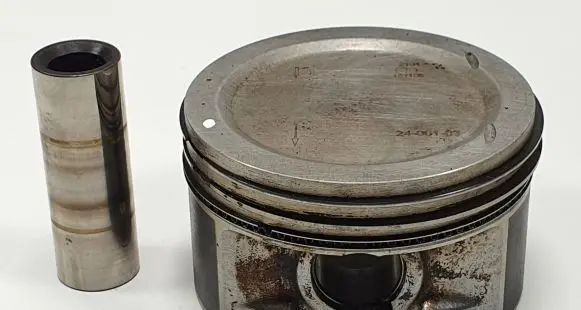 Ford Mondeo MK IV Piston 24-001-03