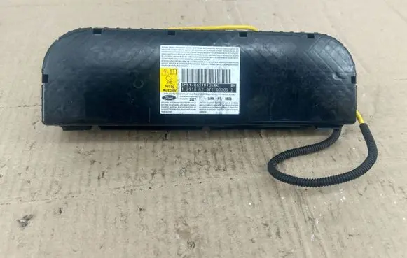 Ford Kuga I Seat airbag 3M51R611D10AK