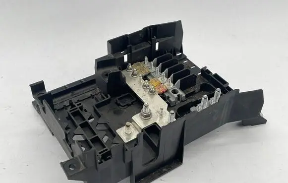 Audi Q7 4L Fuse box set 7L0937548C
