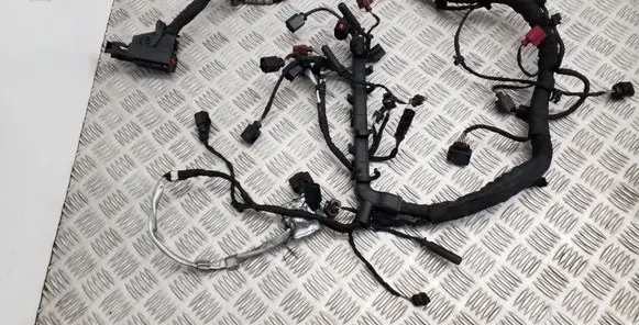 Volkswagen PASSAT B8 Engine installation wiring loom 04L972627EA