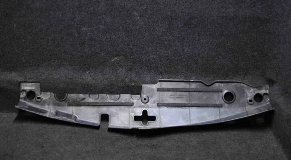 Lexus RX 330 - 350 - 400H Radiator trim 5329548010