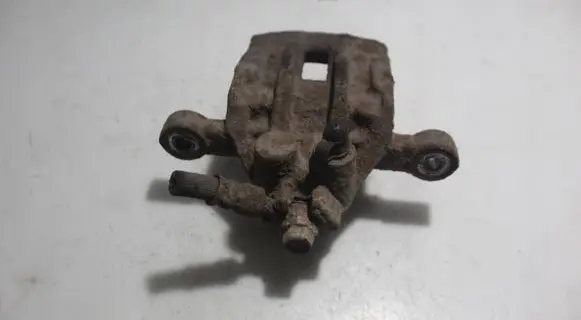 Hyundai i30 Rear brake caliper