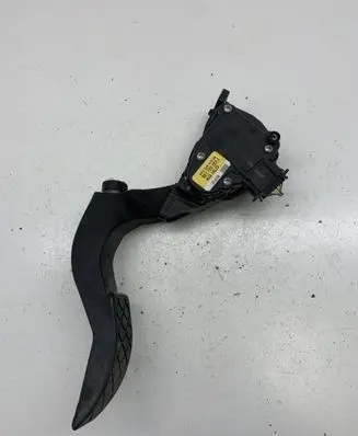 Audi A4 S4 B7 8E 8H Accelerator throttle pedal 8E1723523J 6PV00837506