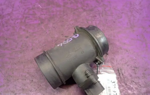 BMW 3 E36 Mass air flow meter 