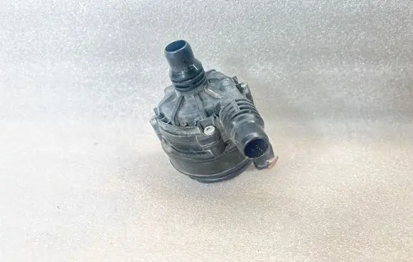 BMW i3 Electric auxiliary coolant/water pump 6834917