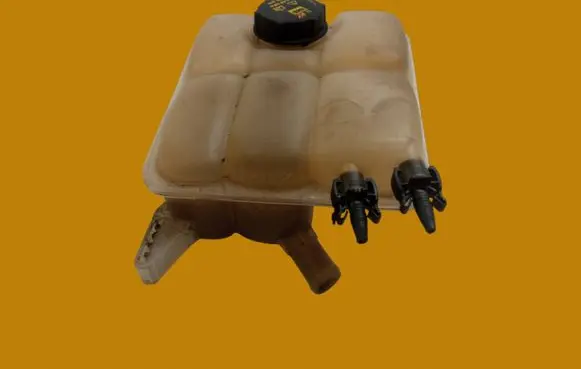 Ford Focus Coolant expansion tank/reservoir 8V61-8K218-DE