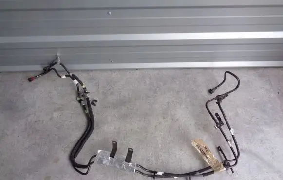 Jeep Wrangler Fuel line pipe 