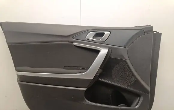 KIA Ceed Front door card panel trim 82332J70 CD5DRCAR