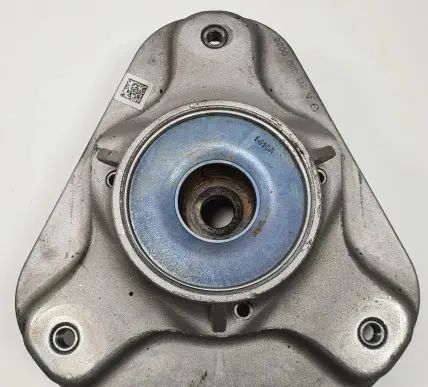 Mercedes-Benz E W212 Front upper strut mount A2123230020