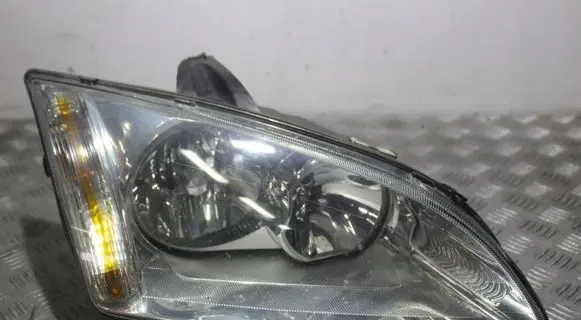 Ford Focus Headlight/headlamp