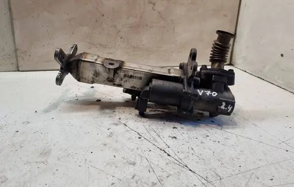 EGR valve cooler