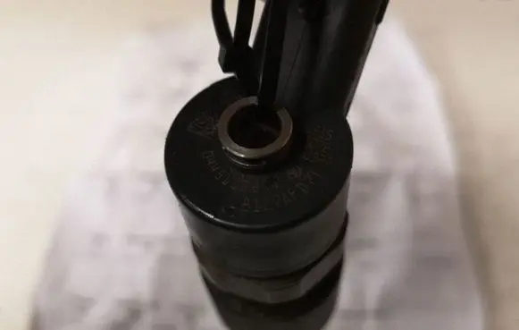 Alfa Romeo 159 Fuel injector 0445110244