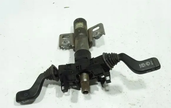 Opel Meriva A Tailgate/trunk/boot open switch 