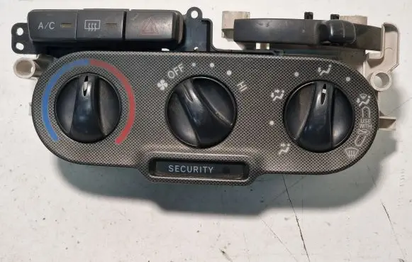 Toyota Yaris Climate control unit 758649