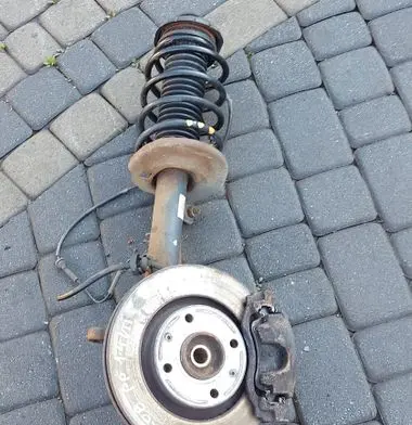 Peugeot 208 I Front wheel hub spindle knuckle 