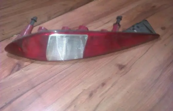 Ford Mondeo Mk III Rear/tail lights