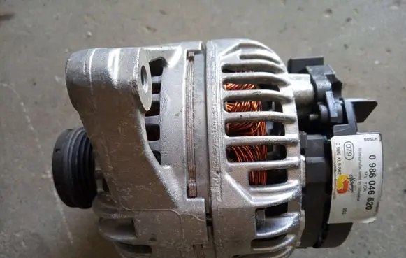 Porsche Boxster 986 Generator/alternator 0986046520