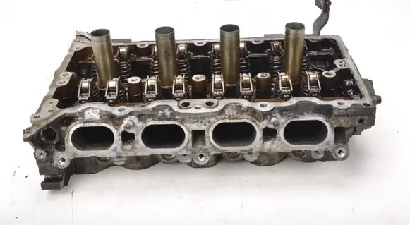 KIA Sportage Engine head 