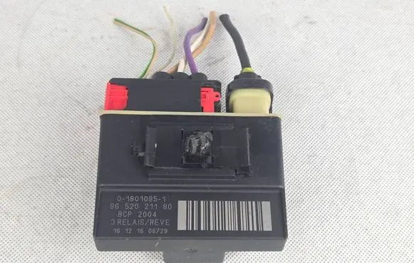 Peugeot Partner Glow plug pre-heat relay 9652021180 018010951