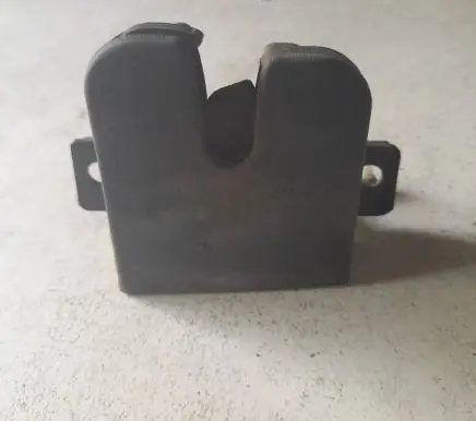 Loading door lock